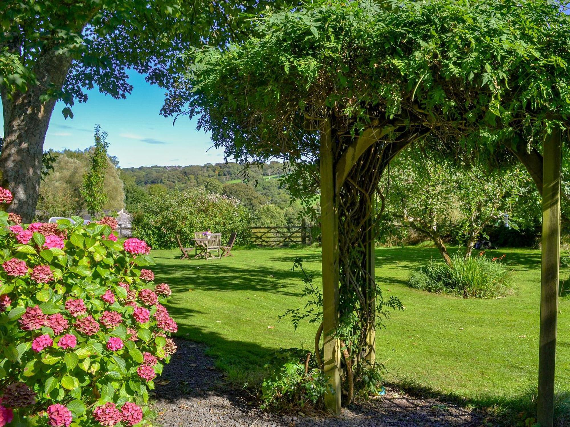Clematis Cottage Холсворті Екстер'єр фото